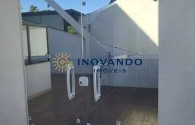 Imagem: A casa em condomínio possui 5 Dormitórios, 5 Banheiros, 4