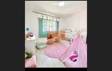 Imagem 6: LIVE VENDE - Casa principal com 3 quartos, 3 suítes, 1 lavabo, sala, cozinha americana, la