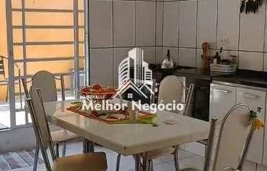 Imagem: A casa possui 2 Dormitórios, 2 Banheiros, 1 Vaga na garagem