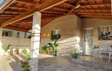 Imagem: A casa em condomínio possui 2 Dormitórios, 2 Banheiros, 2