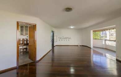 Imagem: O apartamento possui 4 Dormitórios, 5 Banheiros, 3 Vagas na