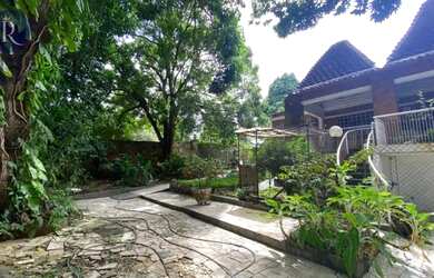 Imagem: A casa em condomínio possui 4 Dormitórios, 5 Banheiros, 5