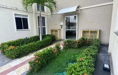 Imagem 8: Apartamento no Maracanaú primeiro andar um lance de escadas