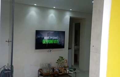 Imagem 2: Vendo uma ótima casa. Varanda, 1 Banheiroe2 Dormitórios