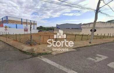 Imagem: O terreno possui 355m² de Área e está localizado em Santa