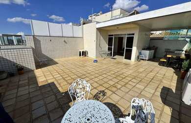 Imagem: O apartamento na cobertura possui 3 Dormitórios, 1 Banheiro