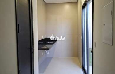 Imagem 13: Casa no condomínio Terras Alpha disponível para venda em Uberlândia-MG