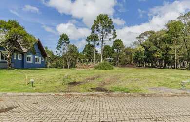 Imagem: O terreno possui 479m² de Área e está localizado em Canela