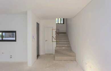 Imagem 7: Casa com 3 suites e 2 vagas de garagem no Cascatinha