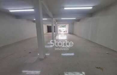 Imagem: O depósito possui 250m² de Área e está localizado em Brasil