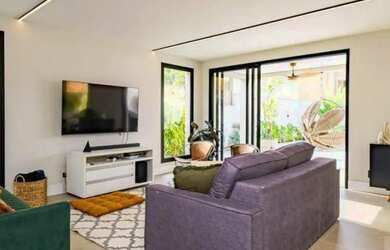 Imagem 2: Casa para venda mobiliada por R$ 4.500.000,00 e locação por R$ 24.800,00...