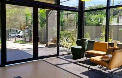 Imagem: O depósito possui 1 Vaga na garagem, 43m² de Área e está