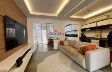 Imagem: A casa em condomínio possui 3 Dormitórios, 1 Banheiro, 2 Vagas