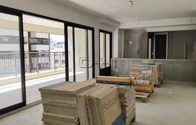 Imagem: O apartamento possui 3 Dormitórios, 1 Banheiro, 2 Vagas na