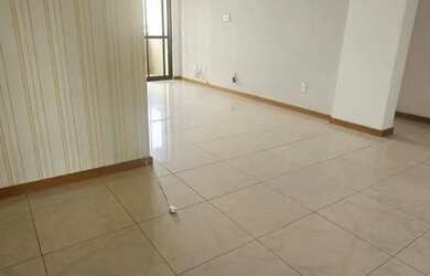 Imagem: O apartamento possui 3 Dormitórios, 3 Banheiros, 2 Vagas na