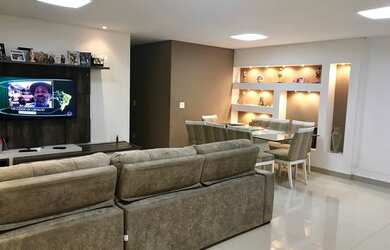 Imagem: O apartamento e possui 3 Dormitórios, 3 Banheiros, 2 Vagas