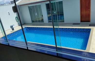 Imagem 1: Maravilhosa casa a venda. Piscina, Varanda, Guarda roupae2 Vagas na garagem