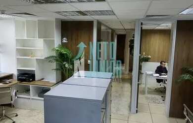 Imagem: O depósito possui 2 Vagas na garagem, 95m² de Área e está