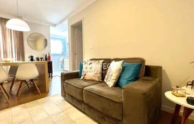 Imagem: O apartamento possui 3 Dormitórios, 1 Banheiro, 1 Vaga na garagem