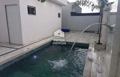 Imagem: A casa em condomínio possui 3 Dormitórios, 5 Banheiros, 4