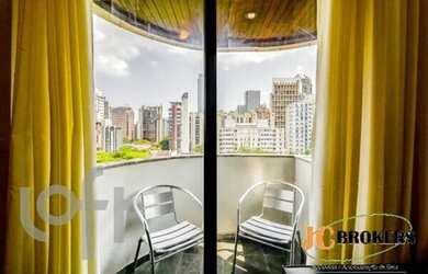 Imagem 4: Apartamento com 95 m², 3 Dormitórios sendo 1 suíte com banheira, Sala com dois ambientes