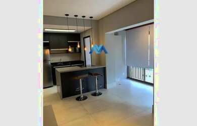 Imagem: O apartamento possui 1 Dormitório, 2 Banheiros, 1 Vaga na garagem