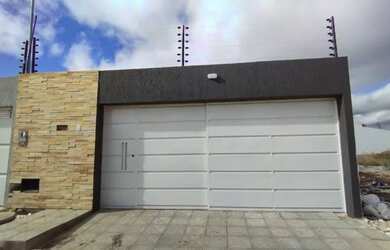 Imagem 1: CASA À VENDA NO BAIRRO ANTÔNIO CONSELHEIRO, JUAZEIRO-BAHIA