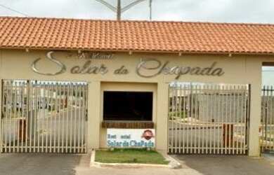 Imagem: A casa em condomínio possui 3 Dormitórios, 2 Banheiros, 2