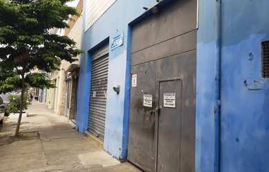 Imagem 1: Galpão/Depósito/Armazém para aluguel e venda possui 820 metros quadrados