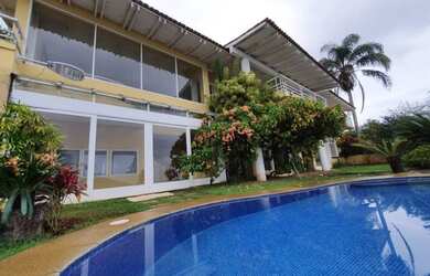 Imagem 2: Belíssima Residência no Condomínio Portogalo