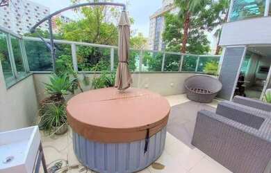 Imagem: O apartamento possui 4 Dormitórios, 3 Banheiros, 3 Vagas na