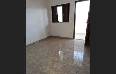 Imagem: A casa possui 1 Dormitório, 1 Banheiro, 90m² de Área e está