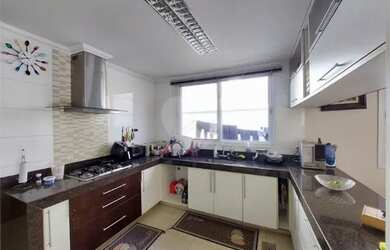 Imagem 10: Sobrado para venda no condomínio de alto padrão Residencial Damha I