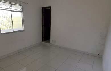 Imagem 5: Casa para venda 2/4 garagem Cajazeiras 5 - Salvador - BA