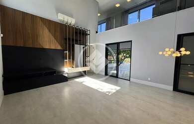 Imagem: A casa em condomínio possui 4 Dormitórios, 1 Banheiro, 5 Vagas