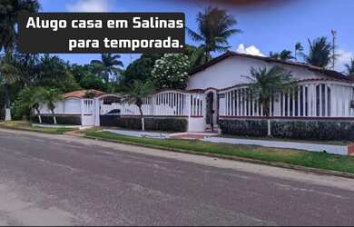 Imagem: A casa possui 3 Dormitórios, 3 Banheiros, 5 Vagas na garagem