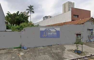 Imagem: O terreno possui 840m² de Área e está localizado em Alto