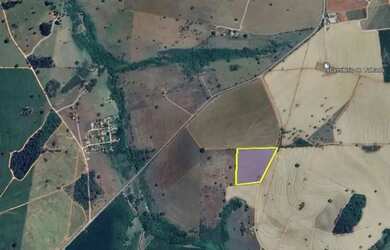 Imagem: O terreno possui 45000m² de Área e está localizado em Estância