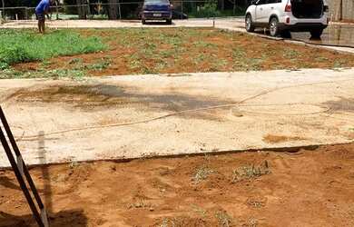 Imagem: O terreno à venda possui e está localizado em Guara, Brasília