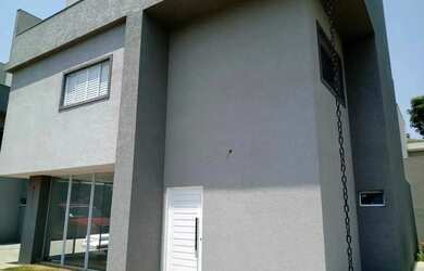 Imagem: A casa em condomínio possui 4 Dormitórios, 5 Banheiros, 4