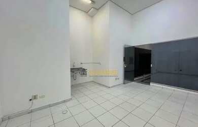 Imagem: O depósito possui 1 Vaga na garagem, 40m² de Área e está