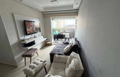 Imagem: O apartamento possui 2 Dormitórios, 1 Banheiro, 1 Vaga na garagem