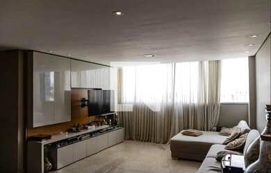 Imagem: O apartamento possui 3 Dormitórios, 2 Banheiros, 2 Vagas na