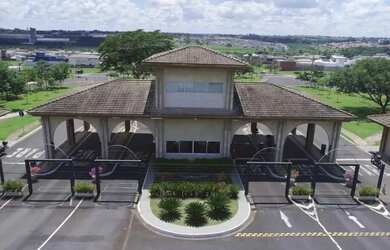 Imagem: O terreno possui 517m² de Área e está localizado em Bosque