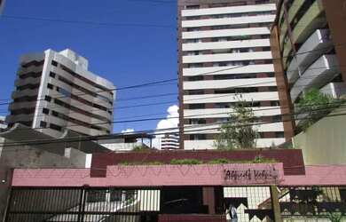 Imagem: O apartamento possui 3 Dormitórios, 2 Banheiros, 3 Vagas na