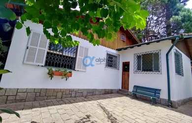 Imagem: Linda Casa com Amplo Terreno a Venda no Valparaíso - Petrópolis/RJ