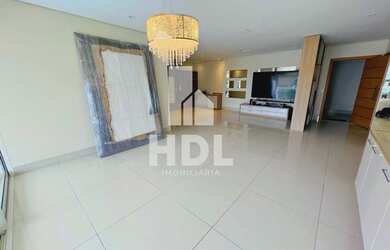 Imagem 5: OPORTUNIDADE Apartamento para venda possui 226 metros quadrados