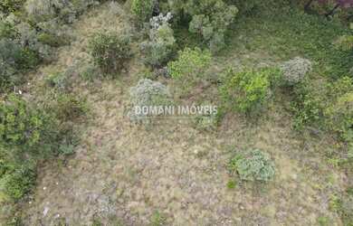 Imagem 1: Belo Terreno à Venda na Região do Alto da Boa Vista - Campos do Jordão/SP