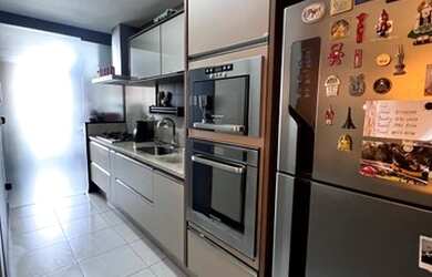 Imagem: O apartamento possui 3 Dormitórios, 2 Banheiros, 2 Vagas na