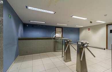 Imagem: O depósito possui 430m² de Área e está localizado em Zona